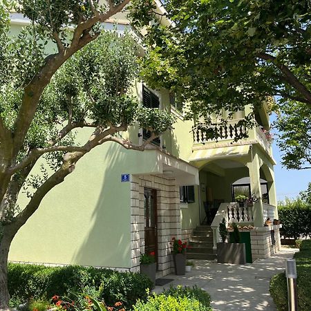 Apartman Adrijan Sukošan Exteriér fotografie